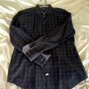 Add to bundle, I’ll send DISCOUNT! 
Bugatchi shaped fit  shirt XL